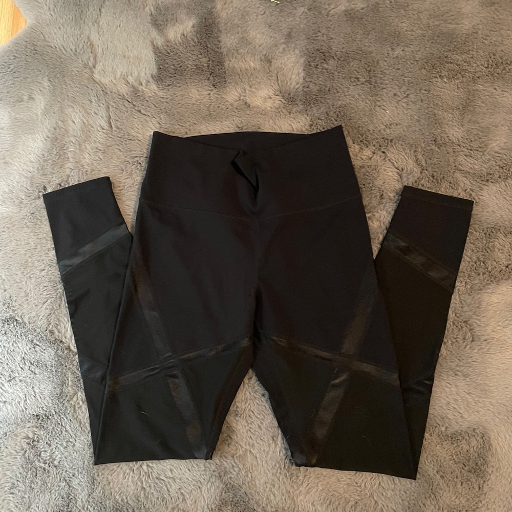 Zyia black leggings